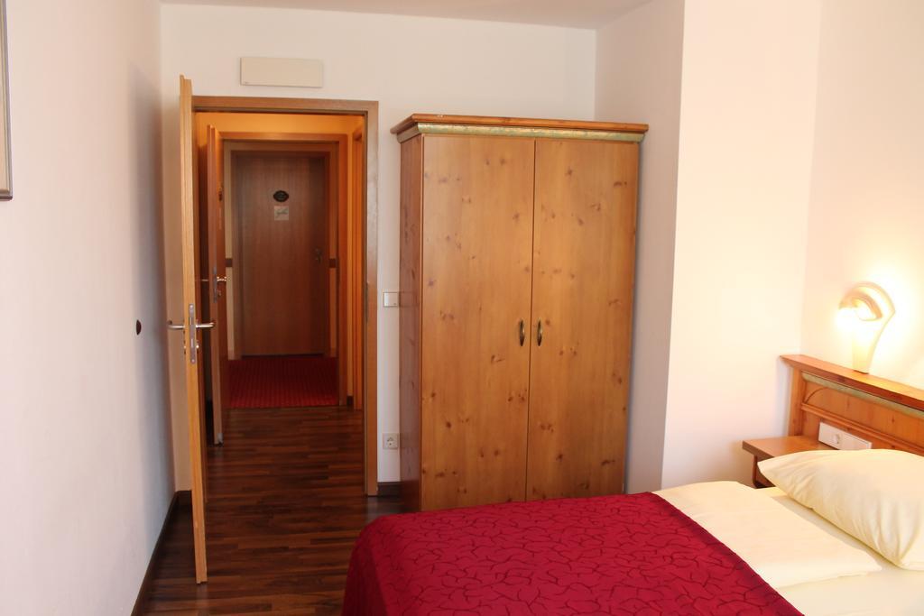 Hotel Zur Post 3*